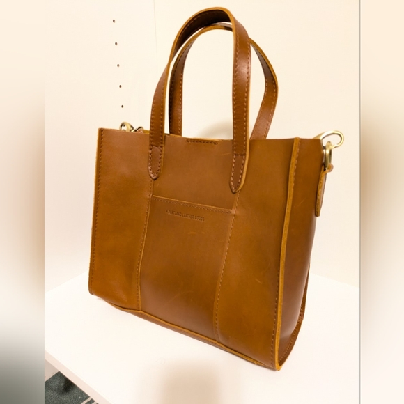 NWT Portland Leather Goods Lola Crossbody Tote - Honey - Picture 4 of 8